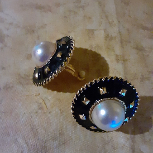 VintageEarrings & Book